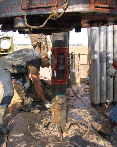 drilling for oiil